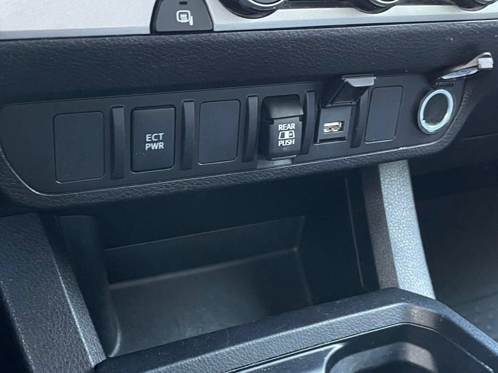 Used 2023 Toyota Tacoma SR5 RWD image 19