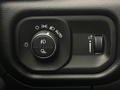 Used 2025 RAM 1500 Big Horn AWD/4WD image 21