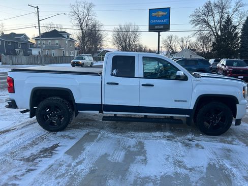 Used 2017 GMC Sierra 1500 Base image 5
