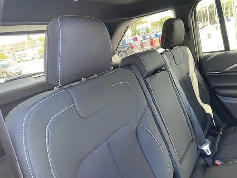 New 2025 Jeep Grand Cherokee Laredo X image 32