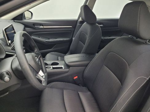 Used 2022 Nissan Altima 2.5 SV image 17