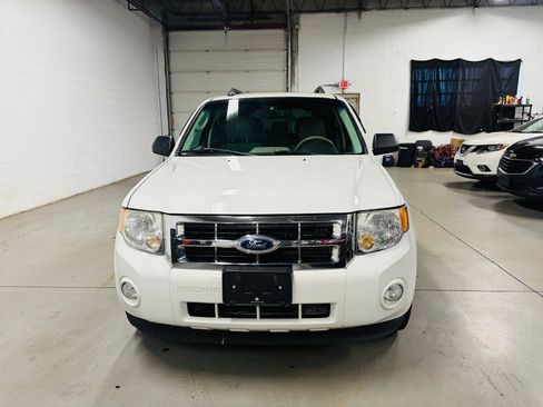 Used 2012 Ford Escape XLT AWD/4WD image 3