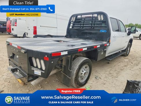 Used 2024 Chevrolet Silverado 2500 LT w/ Convenience Package AWD/4WD image 4