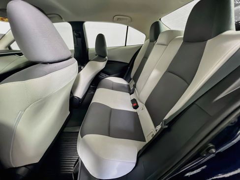 Used 2025 Toyota Corolla LE w/ Convenience Package FWD image 27