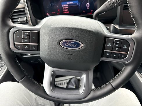 New 2026 Ford F350 Lariat image 30