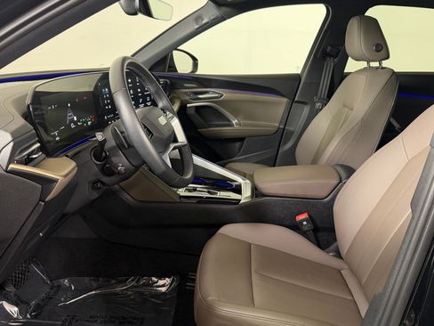 Used 2025 Audi Q5 Premium w/ Premium Plus AWD/4WD image 5