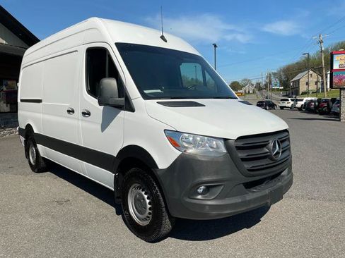 Used 2019 Mercedes-Benz Sprinter 2500 image 11