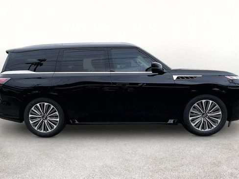 New 2026 INFINITI QX80 Luxe RWD image 29