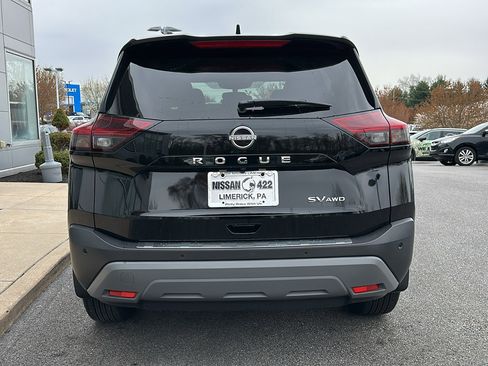 Certified 2022 Nissan Rogue SV image 5