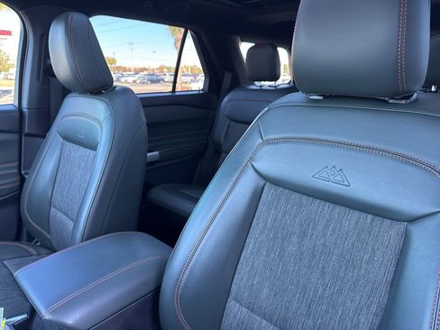 Used 2023 Ford Explorer Timberline w/ Timberline Technology Package image 11