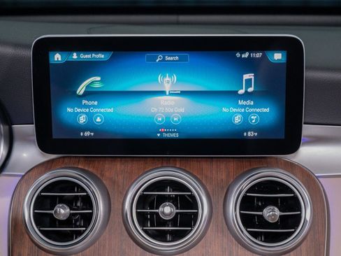 Certified 2022 Mercedes-Benz GLC 300 image 17