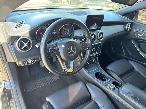Used 2018 Mercedes-Benz CLA 250 image 18