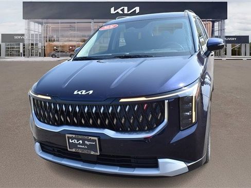 New 2026 Kia Carnival EX image 7