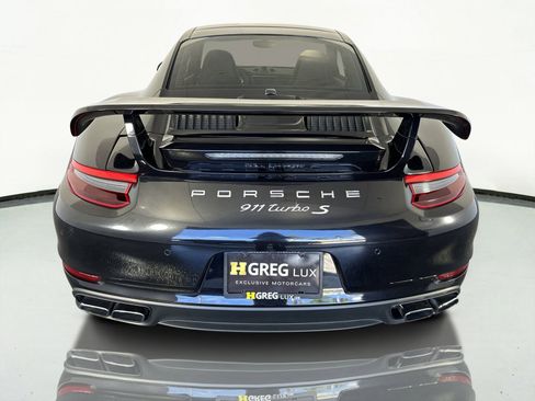 Used 2018 Porsche 911 Turbo image 7