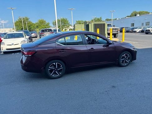 Used 2024 Nissan Sentra SV FWD image 7