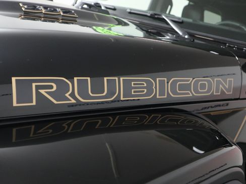 Certified 2025 Jeep Wrangler Unlimited Rubicon 392 image 34