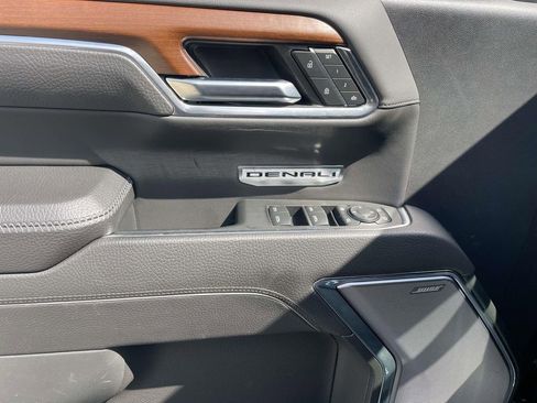 Used 2023 GMC Sierra 1500 Denali image 16