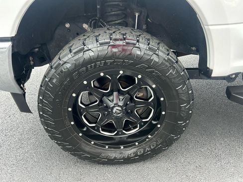 Used 2019 Ford F250 XLT w/ XLT Value Package AWD/4WD image 9