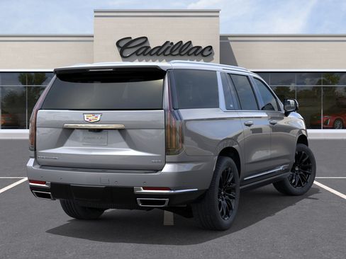 New 2026 Cadillac Escalade ESV Luxury w/ Touring Package AWD/4WD image 4