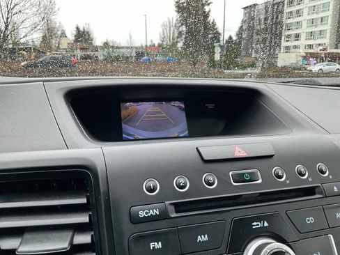 Used 2016 Honda CR-V LX image 17