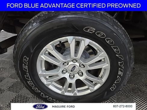 Used 2015 Ford F150 Lariat w/ Equipment Group 501A Mid AWD/4WD image 17