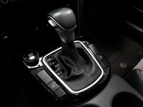 Used 2024 Kia Seltos S image 32