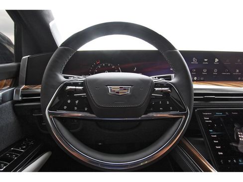 New 2026 Cadillac Escalade Platinum Sport w/ LPO, ONYX Package AWD/4WD image 14
