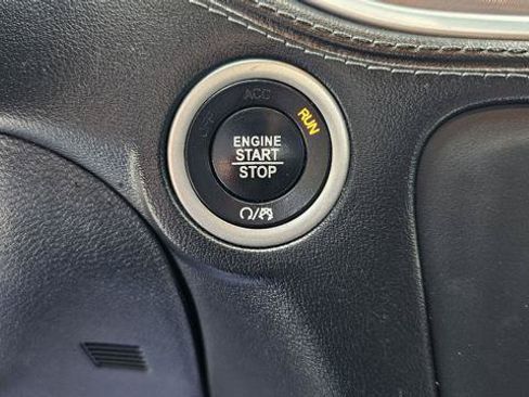 Used 2019 Dodge Charger Scat Pack w/ Dynamics Package RWD image 9