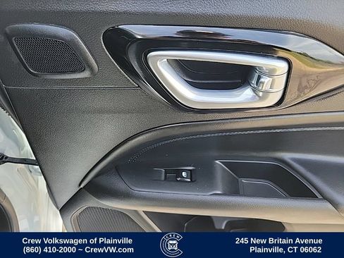 Used 2025 Jeep Compass Limited w/ High Altitude Package AWD/4WD image 46