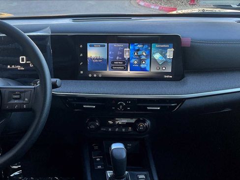 New 2026 Nissan Kicks SV image 6