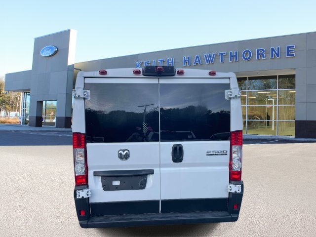 Used 2025 RAM ProMaster 2500 w/ U-Haul Equipment Group FWD image 5