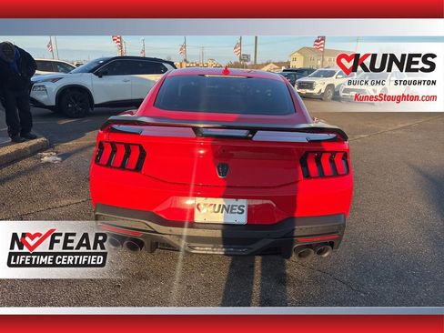 Used 2024 Ford Mustang Dark Horse image 9