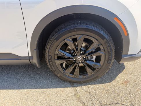 Certified 2025 Honda CR-V Sport Touring image 10