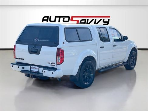 Used 2020 Nissan Frontier SV w/ Midnight Edition Floor Mats image 7