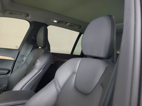 Certified 2024 Volvo XC90 B6 Plus w/ Protection Package Premier AWD/4WD image 23