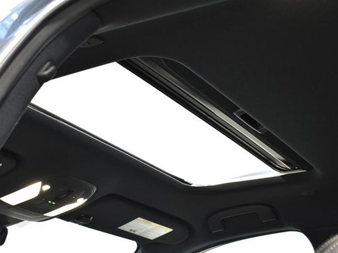 Certified 2025 INFINITI QX55 Essential image 4