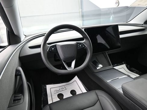 Used 2024 Tesla Model 3 Standard Range RWD image 23