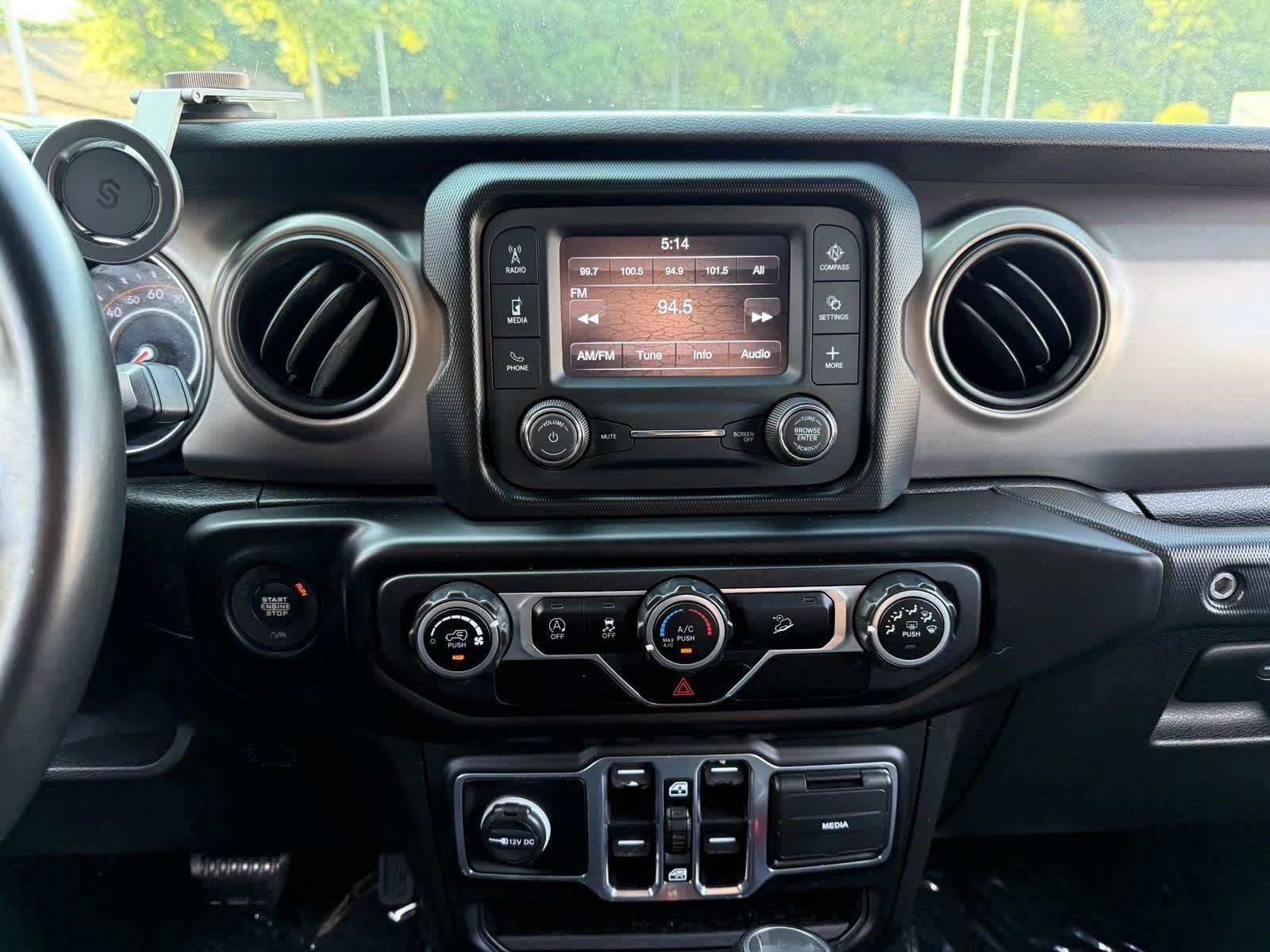 Used 2020 Jeep Wrangler Unlimited Sport S AWD/4WD image 17