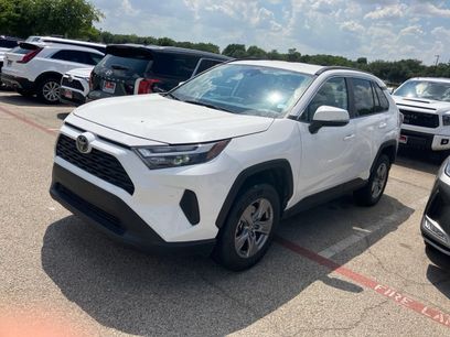 Used 2025 Toyota RAV4 XLE