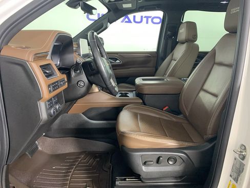 Used 2022 Chevrolet Tahoe High Country image 16