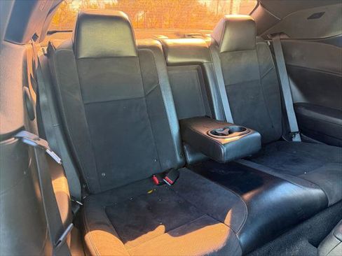 Used 2019 Dodge Challenger R/T w/ Plus Package image 16