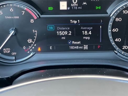 Used 2025 Cadillac XT5 Premium Luxury image 35