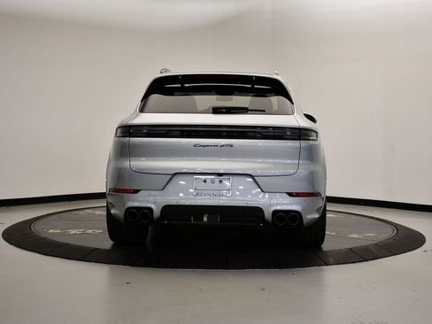New 2026 Porsche Cayenne GTS AWD/4WD image 6