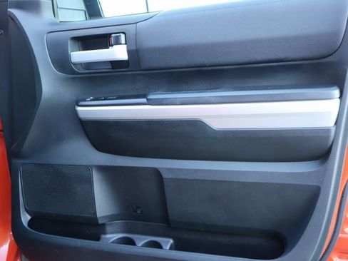 Used 2016 Toyota Tundra SR5 image 9