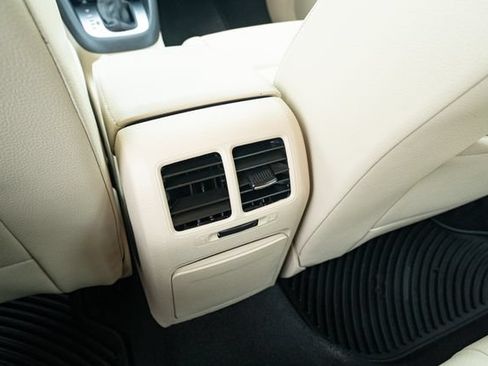Used 2014 Volkswagen Jetta TDI FWD image 36