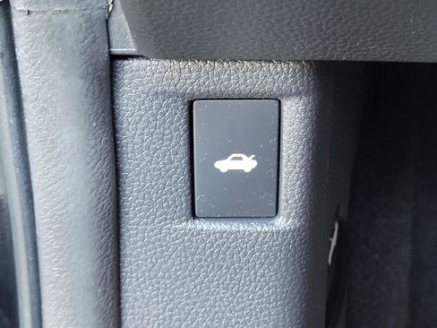 Used 2024 Honda Accord Touring image 16