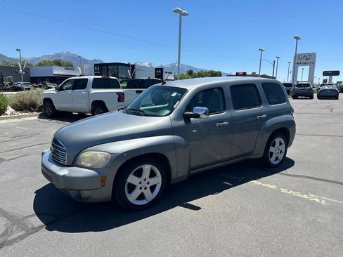 Used 2006 Chevrolet HHR LT w/ Preferred Equipment Group FWD image 6