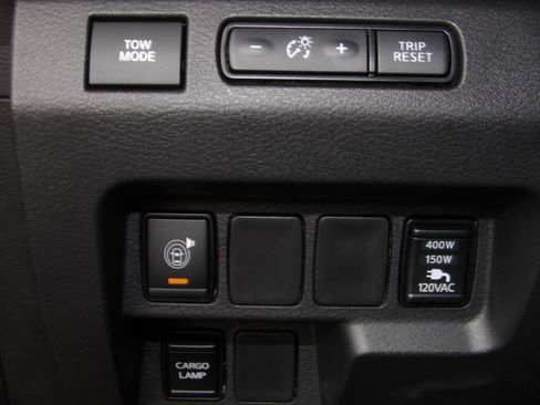 New 2026 Nissan Frontier SV image 28