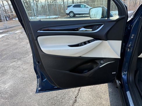 Used 2023 Buick Enclave Essence w/ Experience Buick Package image 15