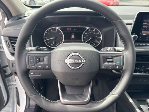 New 2026 Nissan Rogue SV FWD image 24